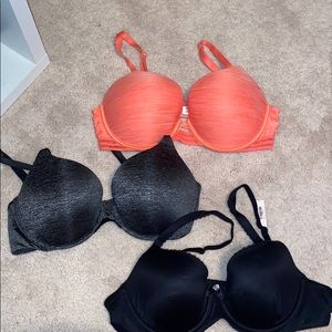 Pack of 3 Victoria’s Secret Bras!